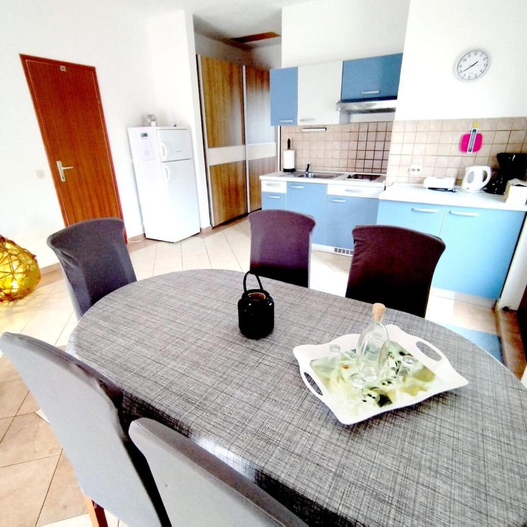 ולי ראט Apartments Josef מראה חיצוני תמונה